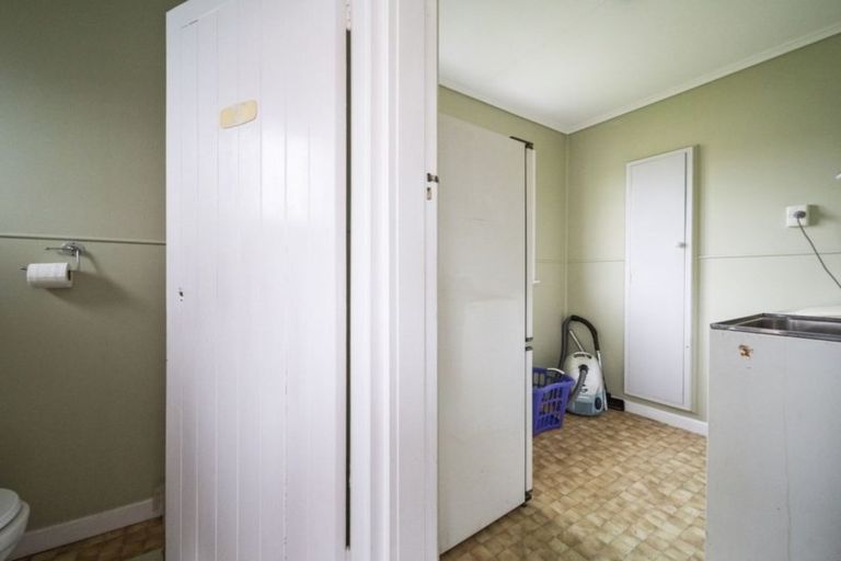 Photo of property in 1 Aytoun Street, Opunake, 4616