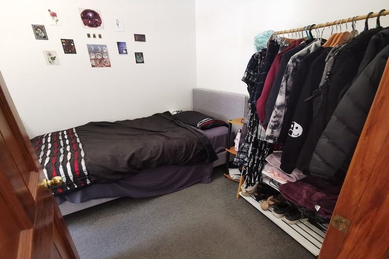 Photo of property in 138 Russell Terrace, Berhampore, Wellington, 6023