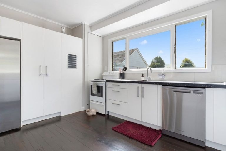 Photo of property in 7a Hume Place, Fairfield, Hamilton, 3214