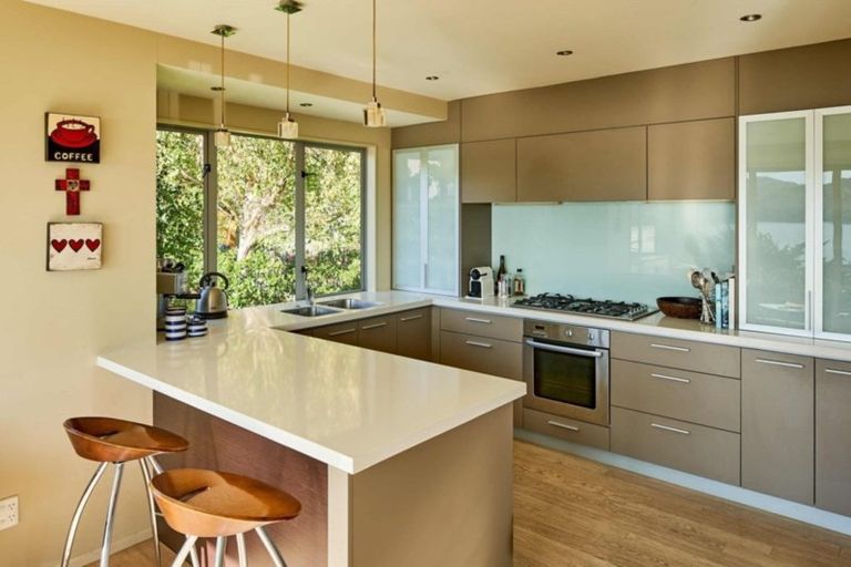 Photo of property in 3 Luff Place, Whitby, Porirua, 5024