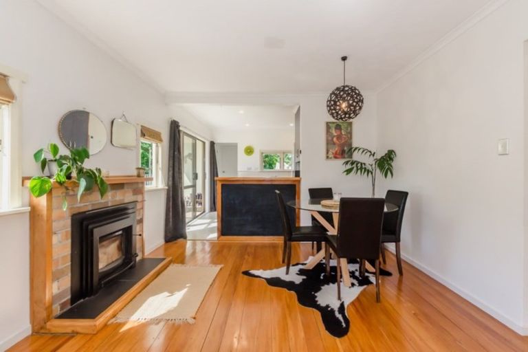 Photo of property in 27 Dale Road, Raumati South, Paraparaumu, 5032