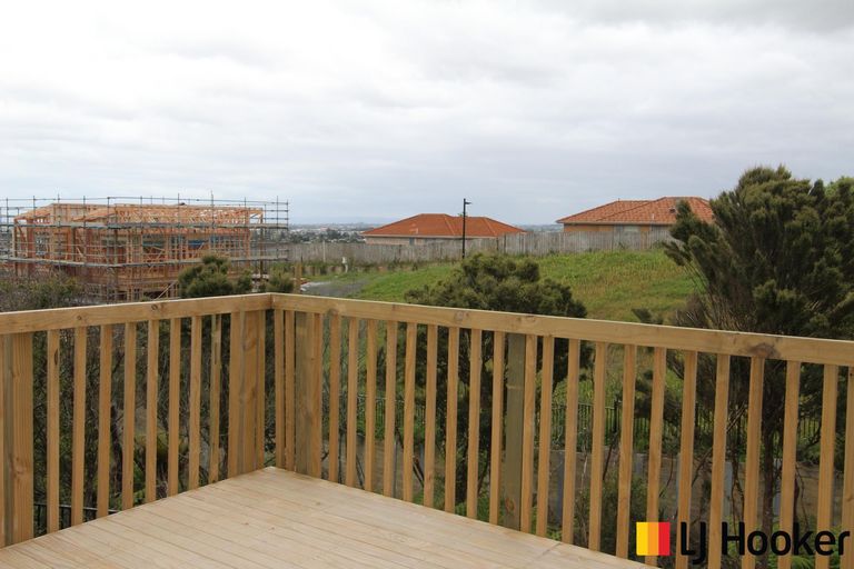 Photo of property in 9a Putiputi Way, Papakura, 2110