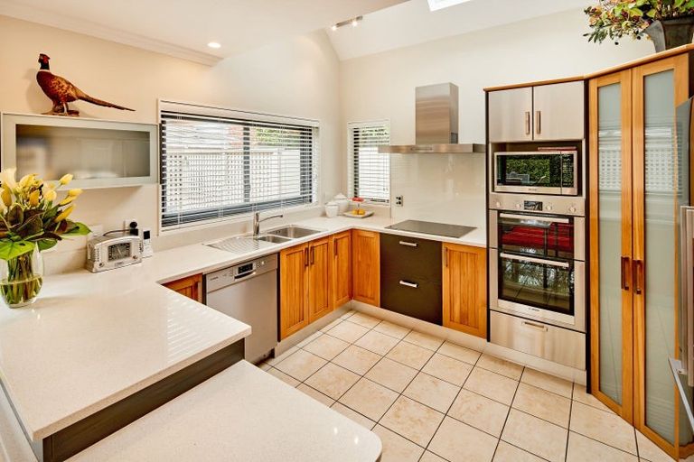 Photo of property in 7 Massey Avenue, Woburn, Lower Hutt, 5010