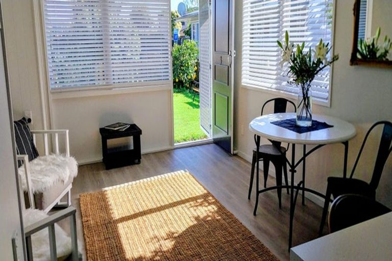 Photo of property in 3/64 Gloucester Street, Greenmeadows, Napier, 4112