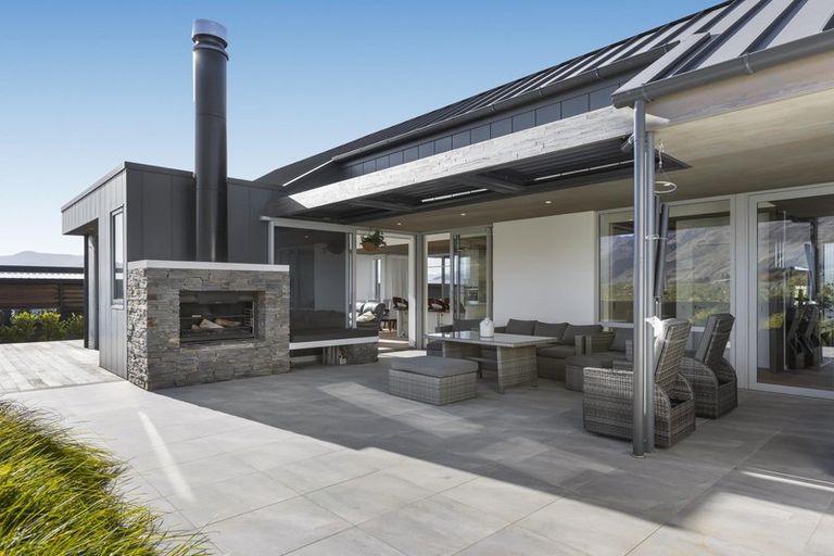 Photo of property in 5 Ruby Ridge, Wanaka, 9305
