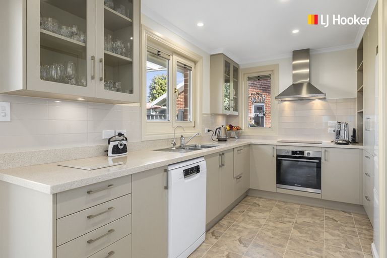 Photo of property in 40 Oakland Street, Andersons Bay, Dunedin, 9013