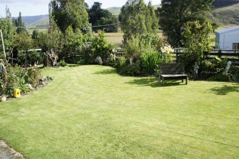 Photo of property in 150 Owaka Valley Road, Owaka, 9586