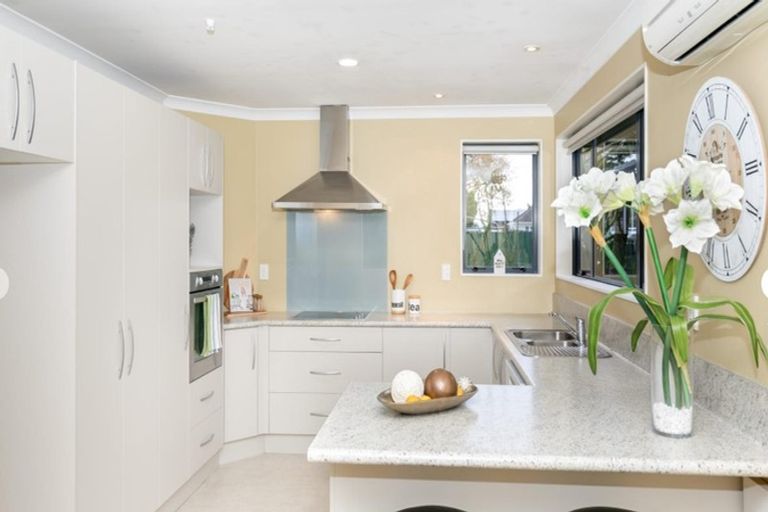 Photo of property in 1042a Heaphy Terrace, Fairfield, Hamilton, 3214