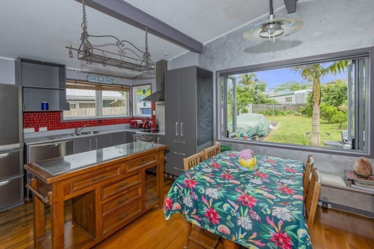 Photo of property in 16 Avon Street, Tikipunga, Whangarei, 0112