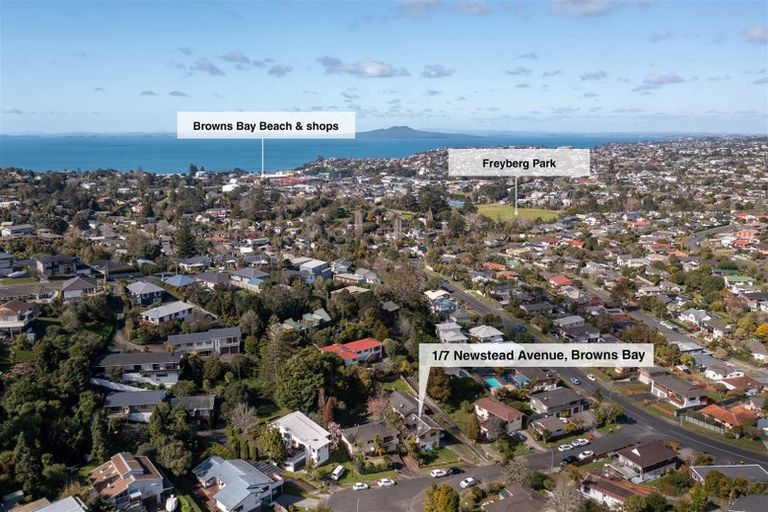 Photo of property in 1/7 Newstead Avenue, Browns Bay, Auckland, 0632