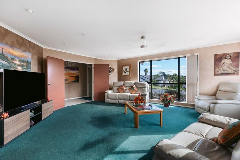 Photo of property in 26 Maddison Place, Welcome Bay, Tauranga, 3112