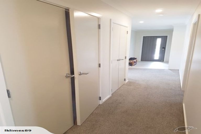 Photo of property in 11 Henrietta Maxwell Grove, Wainuiomata, Lower Hutt, 5014