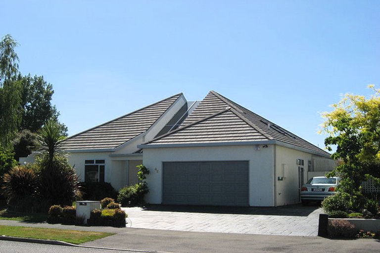 Photo of property in 48 Westgrove Avenue, Avonhead, Christchurch, 8042