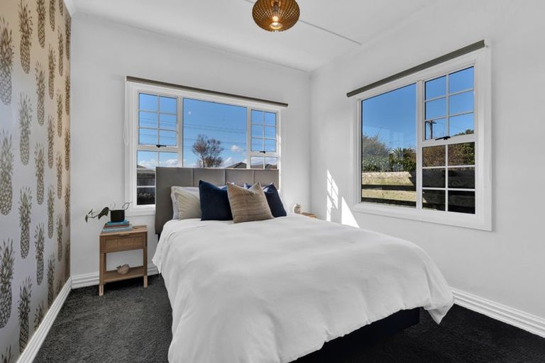 Photo of property in 11 Fantham Street, Hawera, 4610