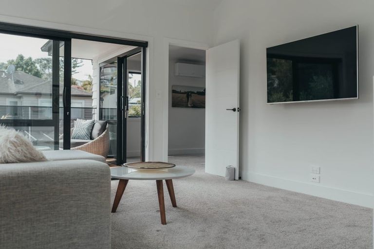 Photo of property in 26b Hythe Terrace, Mairangi Bay, Auckland, 0630