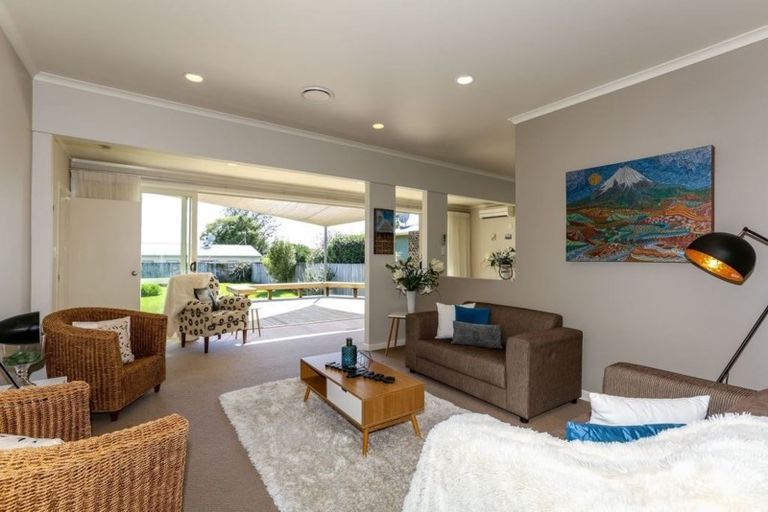 Photo of property in 27 List Street, Welbourn, New Plymouth, 4310