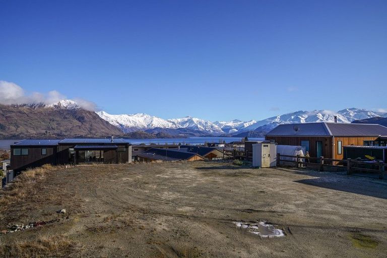 Photo of property in 16 Platinum Ridge, Wanaka, 9305
