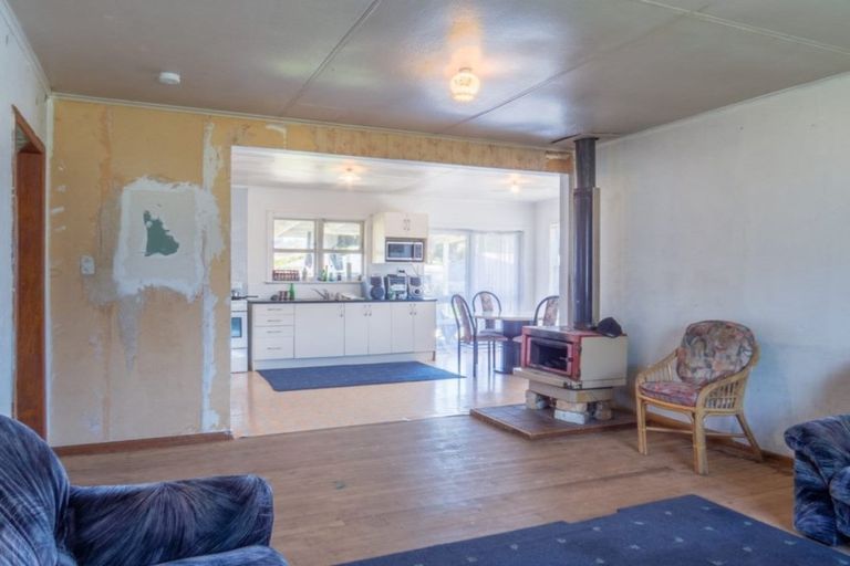 Photo of property in 69 Mckenzie Street, Taneatua, 3123