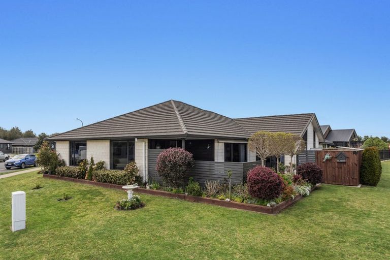 Photo of property in 2 Korimako Place, Coastlands, Whakatane, 3120