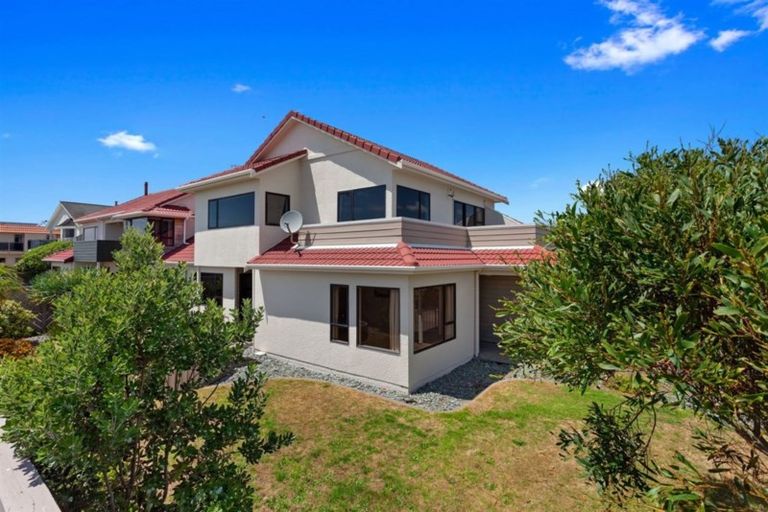 Photo of property in 1 Turnbull Place, Ohope, 3121