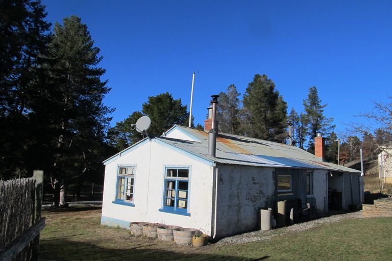 Photo of property in 165 Letts Gully Road, Letts Gully, Alexandra, 9393