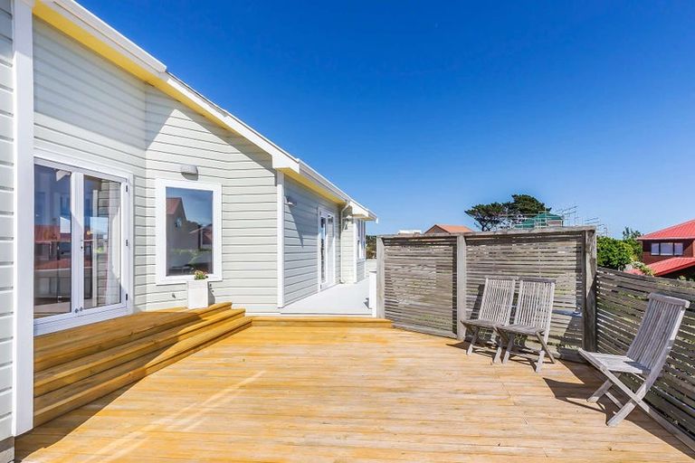 Photo of property in 1 Signallers Grove, Strathmore Park, Wellington, 6022