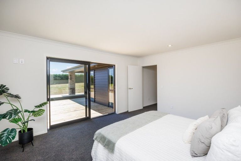 Photo of property in 167 Spur Road West, Colyton, Feilding, 4775