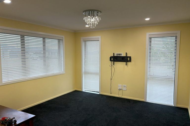 Photo of property in 43 Nicolau Avenue, Rolleston, 7615