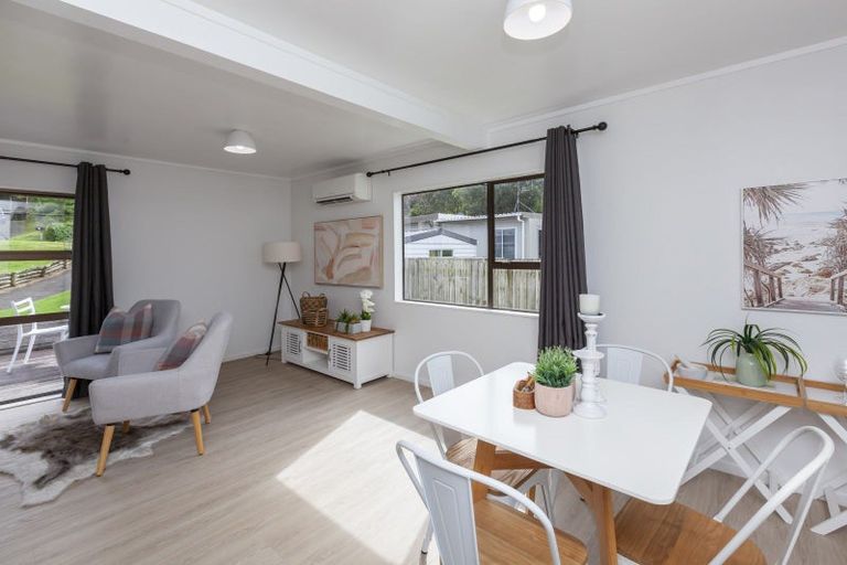 Photo of property in 13 Forest Road, Raumati South, Paraparaumu, 5032