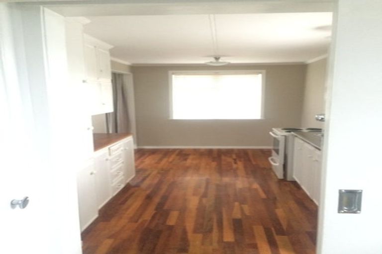 Photo of property in 116 Ruamahanga Crescent, Terrace End, Palmerston North, 4410