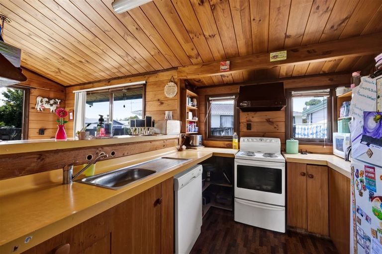 Photo of property in 5 Penrod Drive, Bell Block, New Plymouth, 4312