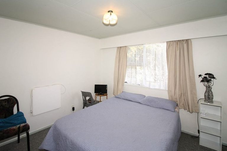 Photo of property in 78 Victoria Street, Carterton, 5713