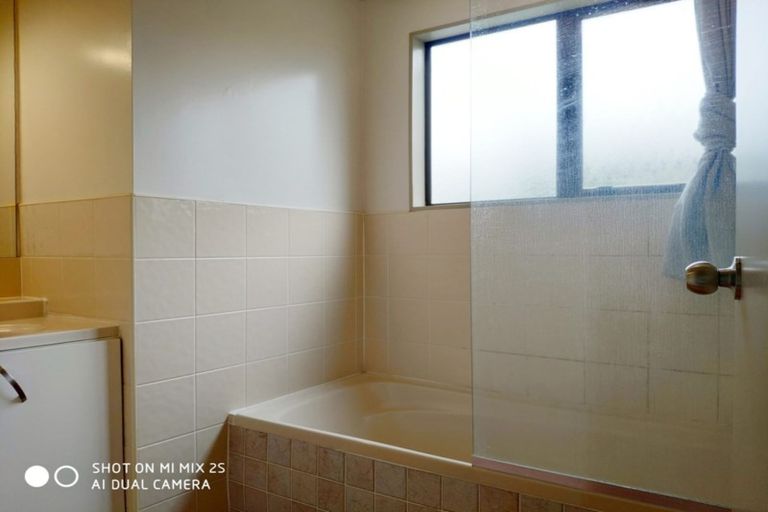 Photo of property in 138a Moire Road, West Harbour, Auckland, 0618