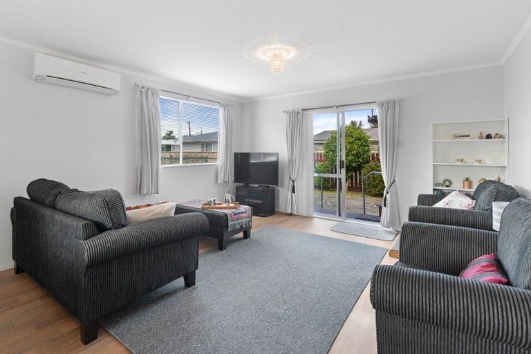 Photo of property in 90b Brandon Street, Featherston, 5710