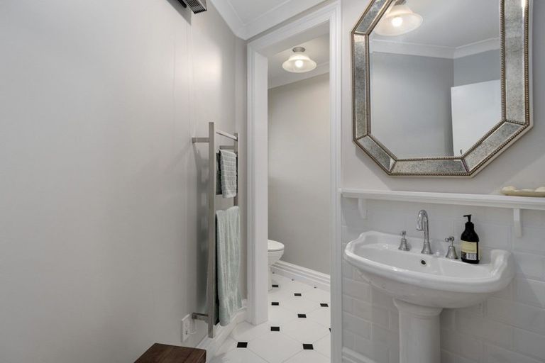 Photo of property in 63 Harbour View Road, Omokoroa, 3114