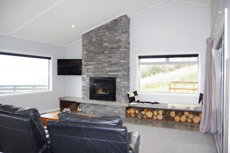 Photo of property in 71 Ross Rise, Kinloch, Taupo, 3385