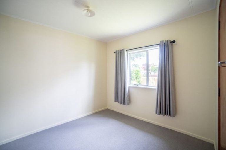 Photo of property in 330 Featherston Street, Palmerston North, 4414