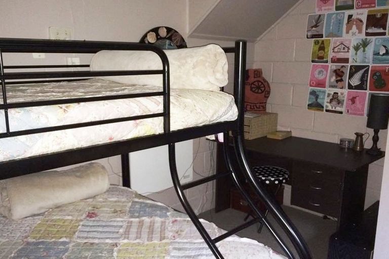 Photo of property in 9 Snowden Place, Raglan, 3225