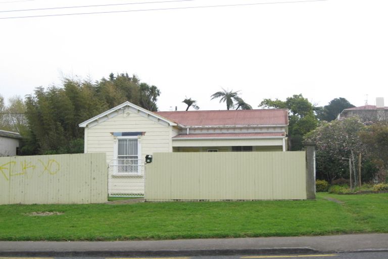 Photo of property in 45 Grey Street, Waitara, 4320