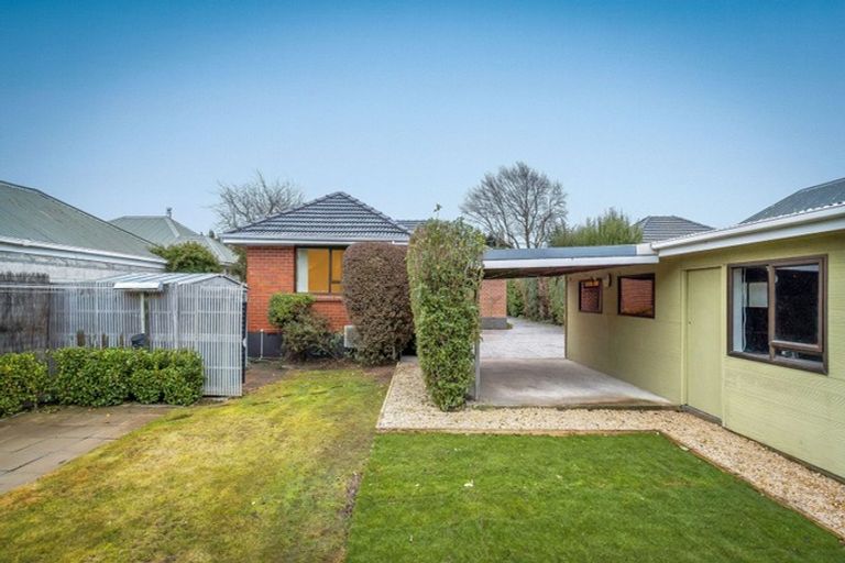 Photo of property in 308 Withells Road, Avonhead, Christchurch, 8042