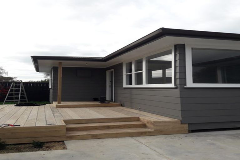 Photo of property in 9 Dampier Avenue, Awapuni, Palmerston North, 4412