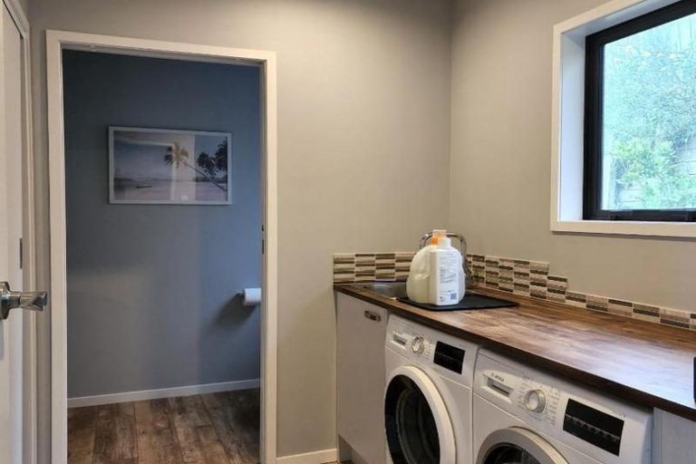 Photo of property in 55 Pitcairn Street, Oakura, 4314