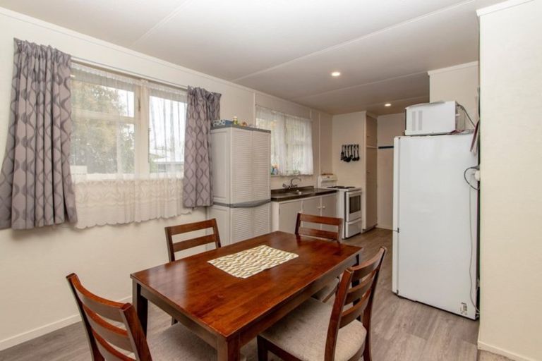 Photo of property in 3 Myers Place, Tamatea, Napier, 4112