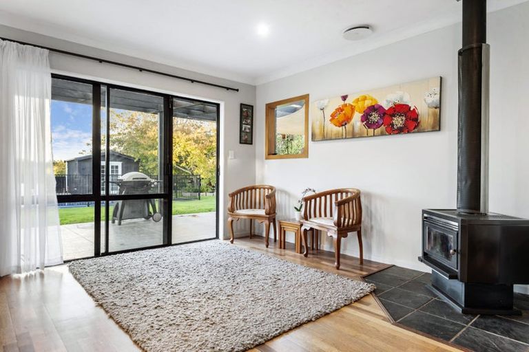 Photo of property in 1343 Kahikatea Flat Road, Kaukapakapa, 0871