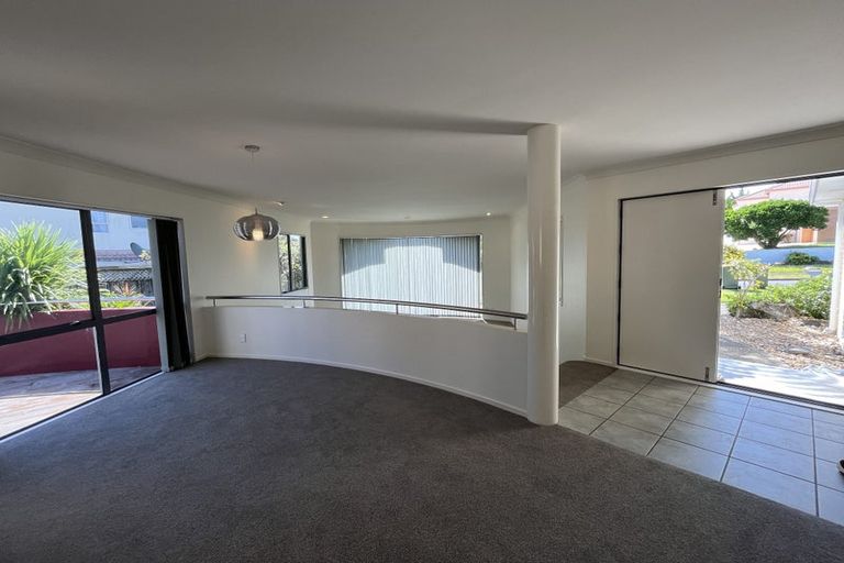 Photo of property in 3 Larkin Place, Somerville, Auckland, 2014