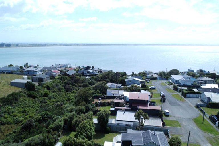 Photo of property in 28 Violet Street, Riverton/aparima, Riverton, 9822