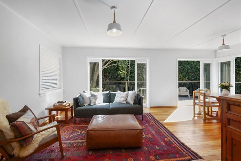 Photo of property in 1 Clyde Street, Ferndale, New Plymouth, 4310