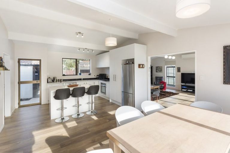 Photo of property in 76 Orrick Crescent, Avondale, Christchurch, 8061
