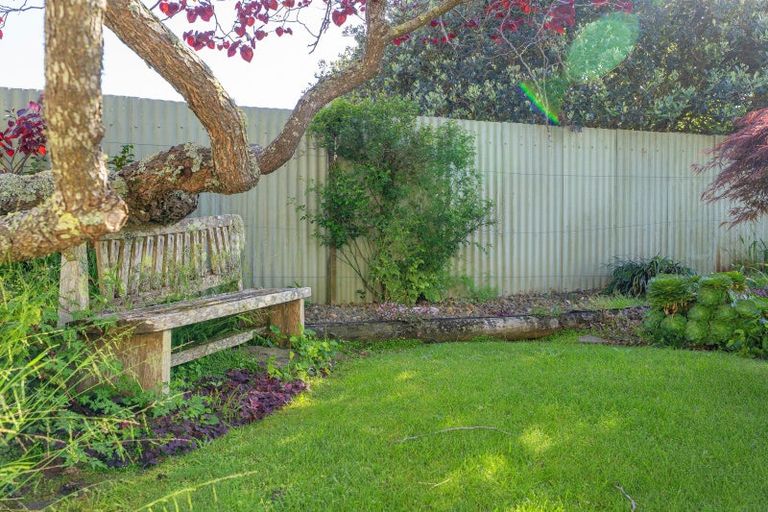 Photo of property in 12 Kenneth Avenue, Whitianga, 3510
