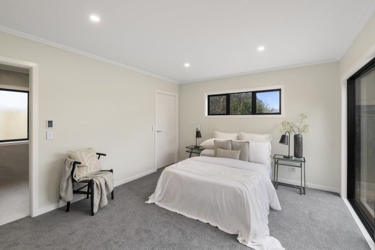 Photo of property in 10a Queenwood Road, Levin, 5510